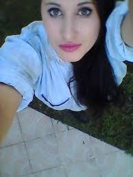 Andrea Lavergne's Instagram, Twitter & Facebook