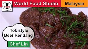 Masukkan sedikit air dan masak dengan api perlahan. Malaysian Tok Style Beef Rendang Rendang Tok Chef Lin World Food Studio Youtube Beef Food Chef