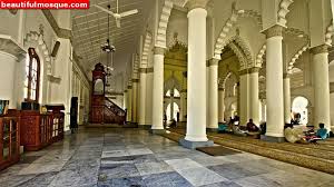 Jalan masjid kapitan keling) is one of the four major streets in the original grid of george town laid out by captain francis light when he established his trading settlement. World Beautiful Mosques Pictures