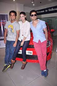 However, she not only gained a massive fan following with it, but she also found the love of her life in director, anand tiwari. Anand Tiwari Wikiwand