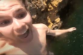 Cliff Jumping at Blackwall Reach