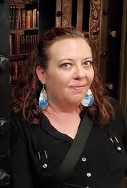 Jenn Rollins's Instagram, Twitter & Facebook