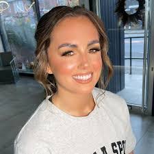 Emily Hobson's Instagram, Twitter & Facebook