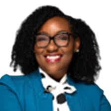 Farrah Bailey's Instagram, Twitter & Facebook