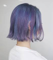 髪型 髪色 ヘアカラー ヘアスタイル トレンド 外国人風 透明感 小顔 人気 グラデーションカラー インナーカラー ハイライトカラー ピンク ラベンダー パープル ヴァイオレット ブルー 青 紫 ショートのヘアスタイル 髪 色 毛髪染料