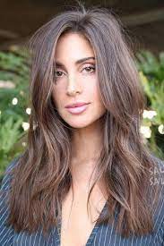 The Most Flattering Hairstyles For Long Faces Long Face Hairstyles Long Face Haircuts Hair Styles