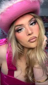 Pink Cowgirl Style Guide: Get Ready with Me