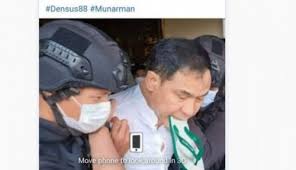 Mengapa munarman bantah terlibat baiat isis? 11qtgakhpzfmam