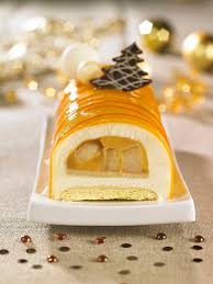 Buche Poire Caramel Une Mousse A La Poire Williams Fraiche Et Legere En Son Coeur Un Coulis Caramel Au Beurre Sale De Gue Dessert Noel Noel Cuisine Recette