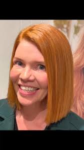 This is Kate and she likes to change her hair more often than her KNICKERS!  Lucky for me Kate keeps it real with her expectations and conditions that  come with such choices. Religiously using correct ...