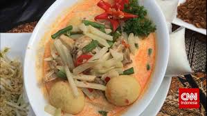 Opor ketupat rendang bolu sambal goreng. Sajian Sayur Lodeh Untuk Lebaran Ala Sisca Soewitomo