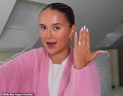 Molly-Mae Hague 're-hires a security team amid fears of Kim Kardashian  style robbery for huge £600k engagement ring' amid fears she could be  targeted for a second time