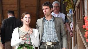 From wikipedia the free encyclopedia. Thomas Muller Und Lisa Muller Gehalt Und Spruche Focus De
