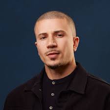 SLICK NAIM (@solvanslicknaim) • Facebook