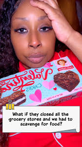 🐘 The Straight SNAPPED Global Magazine 🌎