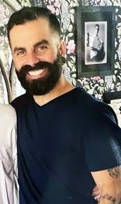 Karis Pratt's Instagram, Twitter & Facebook