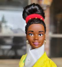 And here is my Amanda Gorman's Barbie Like @andersonCooper would say: "she  is awesome" I'm sure Mattel will make a Barbie of her, but in the meantime,  here is mine! 😁 #amandagorman #