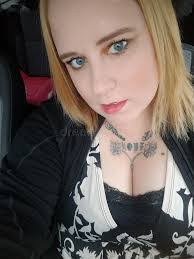 Candice Macdonald's Instagram, Twitter & Facebook