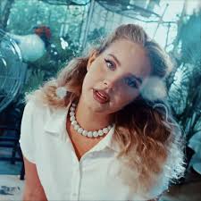 — billboard elizabeth woolridge grant (b. Review Lana Del Rey S Chemtrails Over The Country Club