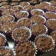 Kepakaran kami adalah menyediakan coklat beryls dengan harga murah dan borong. Resipi Ferrero Rosher Homemade 2 Bahan 1 Bakar Atau Sangai Badam Cincang Hingga Masak Dan Rangup Ikut Suhu Ketuhar Masing Masing 2 Sejukkan Badam Cincang 3 Cairkan Coklat Masakan Beryl S Milk Coin 4