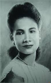 Family photo of aunt Edna's daughters