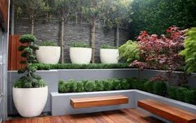 Contemporary Small Urban Garden Designs For Small Backyard With Deck And Bench Urban Garden Design Small Urban Garden Small Garden Design
