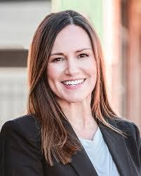 Marilyn Browning's Instagram, Twitter & Facebook