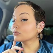 Trish Hill (@trisha.gautier) • Facebook