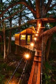 Dreamy One Room Tree House Rentals Near Austin Texas Tree House Treehouse Hotel Camping In Texas