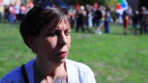 Avec un peu de décalage retour sur l'après midi du 18 septembre et les  prises de paroles des soignantes et des soignants de l'hôpital de Brioude. 