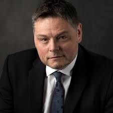 mclaren #mclarenracing #mclarenf1 #formula1 #formulaone #f1 #transport  #logistics #worldchampions #ln4 #op81