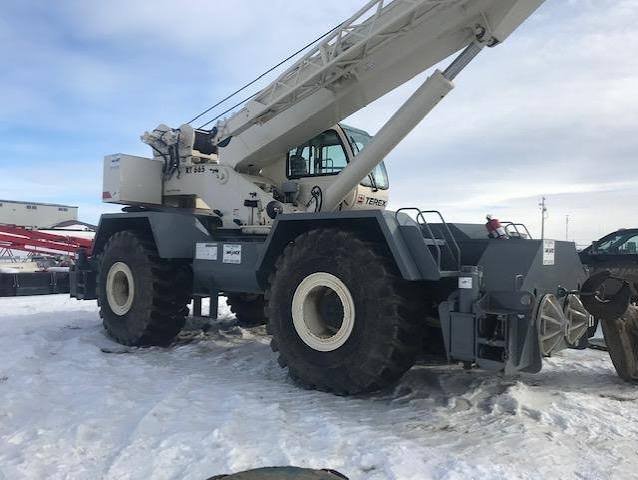 Terex RT 665 Rough Terrain Crane