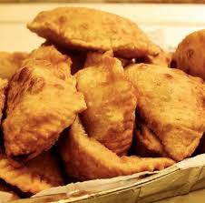 Quel che è certo è che si tratta di una ricetta siciliana davvero buona e irresistibile. Iorestoacasa Una Ricetta E Un Vino Al Giorno 18 Pitoni Messinesi E Vignammare Di Barraco Luciano Pignataro Wine Blog