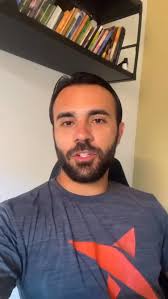 🎾 Atenção, galera do beach tennis! O professor Saulo Ricardo está mudando  de endereço! 🌟 A partir do dia 1º de agosto, as aulas terão um novo  espaço, pensado com muito carinho