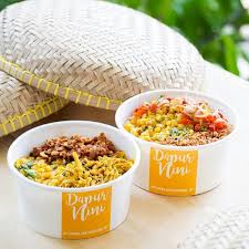 Rice cooker atau penanak nasi adalah peralatan dapur yang diciptakan khusus untuk memasak nasi. 5 Rice Bowl Online Enak Yang Bisa Dipesan Dari Rumah