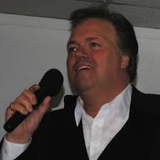 Stream Singer Rich Wilson