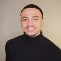 Clarissa Linton's Instagram, Twitter & Facebook