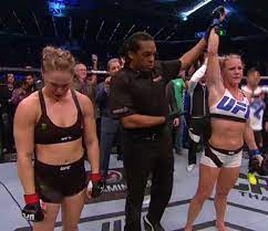 Winner By Knockout And New Ufc Women S Bantamweight Champion Holly Holm Mma Women Ufc Female Mma Fighters