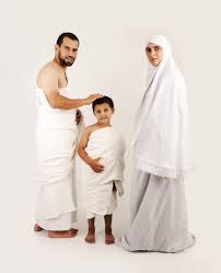 .umrah, juga harus menguasai cara memakai kain ihram, agar ibadah memenuhi panggilan allah (mpu) aceh , tgk h faisal ali, berikut tips memakai kain ihram sehingga tidak mudah terlepas.(*) Cara Memakai Ihram Umrah Dan Haji Cuti Umrah