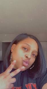 Edward Torrence's Instagram, Twitter & Facebook