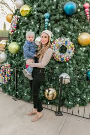 Things To Do In Phoenix During The Holidays Call Me Lore Stuff To Do Holiday Family Activities Things To Do