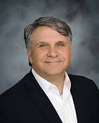 Lori Tyndall's Instagram, Twitter & Facebook