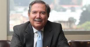 El ministro de defensa, jorge chávez, informó que más de 100 militares han muertos y aproximadamente unos 3 mil fueron contagiados con el ministro de defensa, jorge chávez cresta, instó a la ciudadanía a seguir trabajando en mejoría del país, respetando los protocolos de biosegur. Nuevo Ministro De Defensa Propone Regular La Protesta