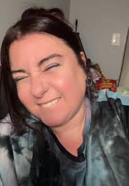 Designing a custom hat at Kemo Sabe 🤠🤍 come along with @Madeleine Wh...