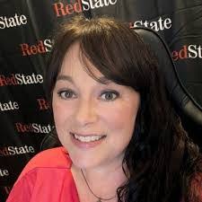 Chris Queen's Instagram, Twitter & Facebook