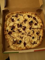 Calzone Avenue Saint Gely Du Fesc Restaurant Avis Numero De Telephone Photos Tripadvisor