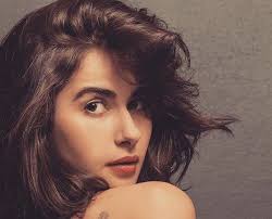 Nesrin cavadzade boy kilo, nereli yaşı burcu saç ve göz rengi, bilinmeyenleri. 2021 Hottest Woman Turkish Sexiest Actress Nesrin Cavadzade Hd Photos Wallpapers Bio Bra Size Facts Movies Net Worth Much More Etechworld