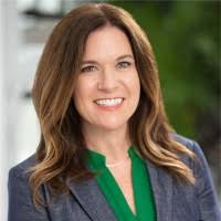 Tracey Hester's Instagram, Twitter & Facebook