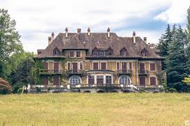 Manoir Ozan Selamet Manoir Francais Le Manoir Abandoned House
