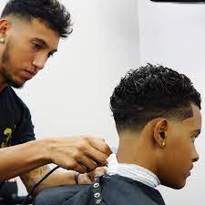 Best Barbers Near Me Map Directory Find A Better Barber Shop Best Barber Mens Hairstyles Cool Hairstyles For Men